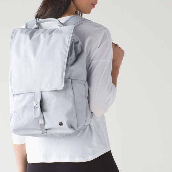 LULULEMON Ice Gray Silver Urbanite Backpack Large Baby Diaper Bag Travel main image 12